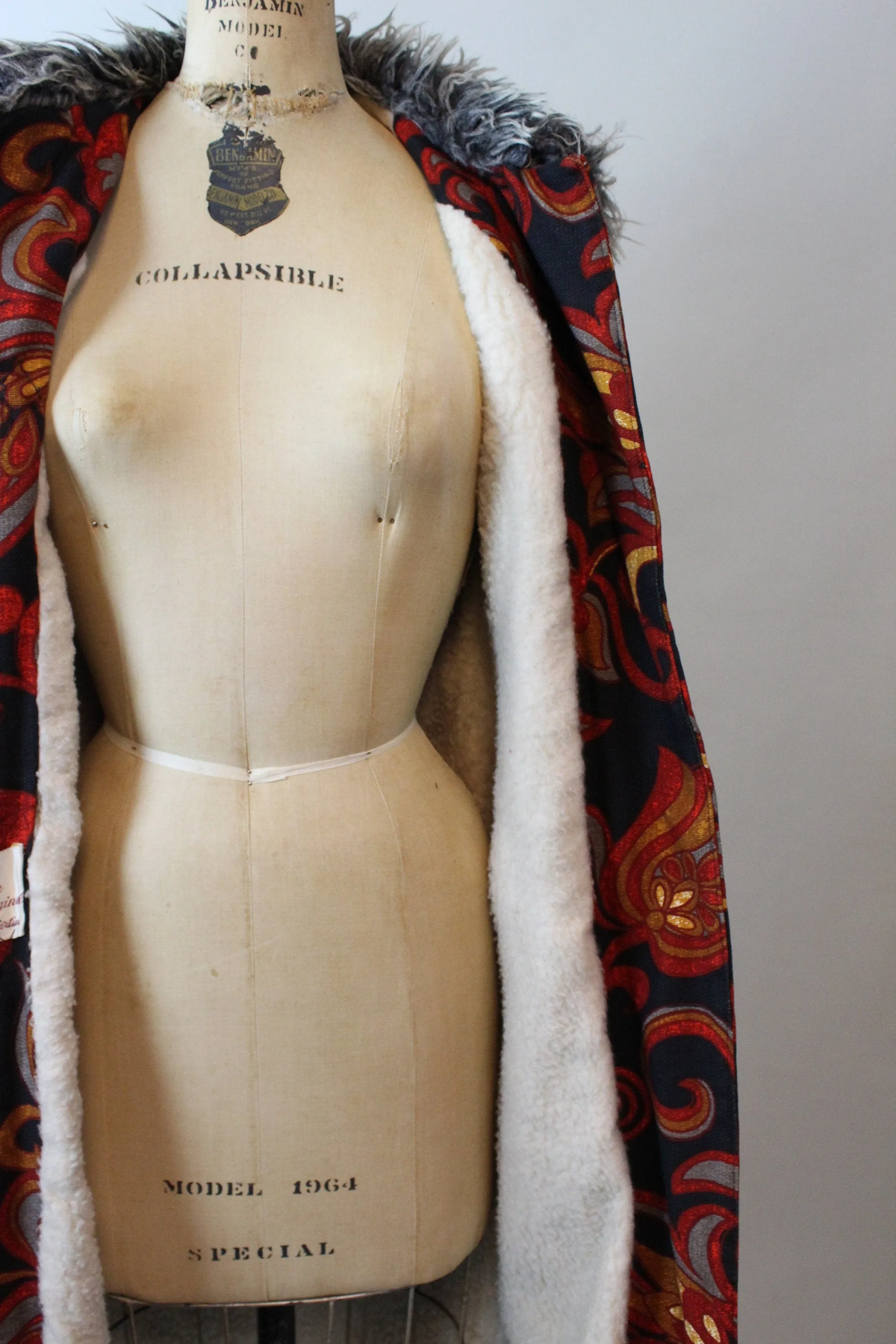 1970s BOHO faux fur tapestry coat xs | new fall