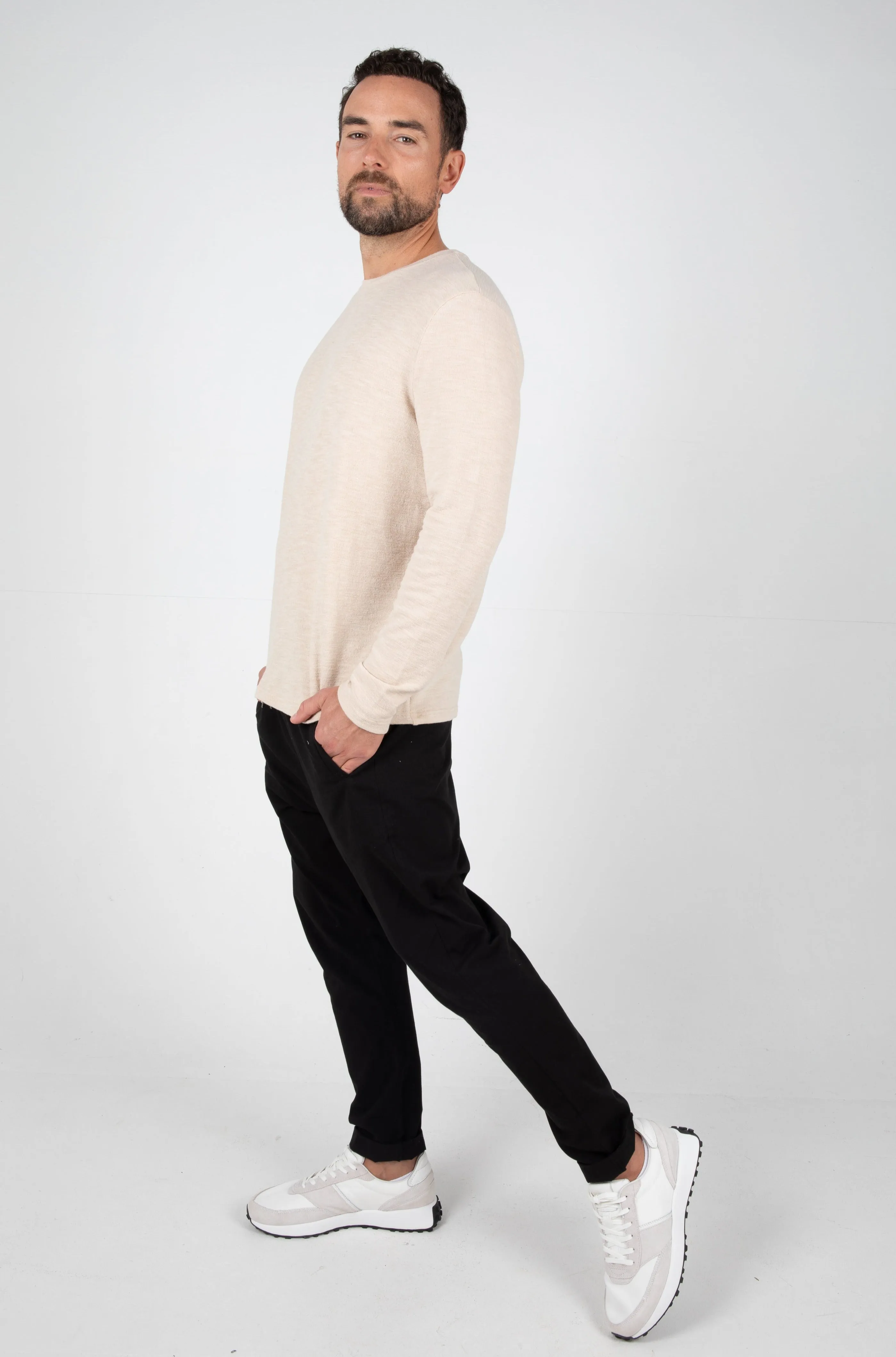 BODHI CREW SWEATER - SAND